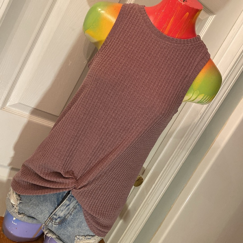 Women's Sleeveless Ribbed Top - Mauve